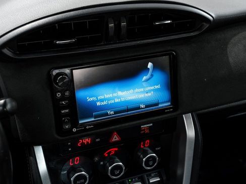 Used 2019 Toyota 86 RWD image 34