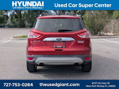 Used 2015 Ford Escape Titanium w/ Equipment Group 301A FWD image 4