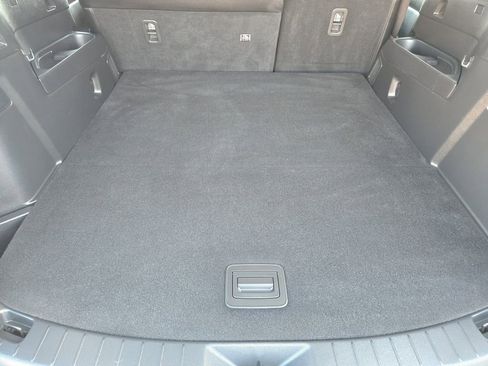 Used 2025 MAZDA CX-70 Plug-In Hybrid w/ Premium Pkg image 30