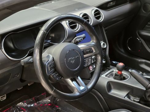 Used 2019 Ford Mustang GT Premium w/ Equipment Group 401A RWD image 20