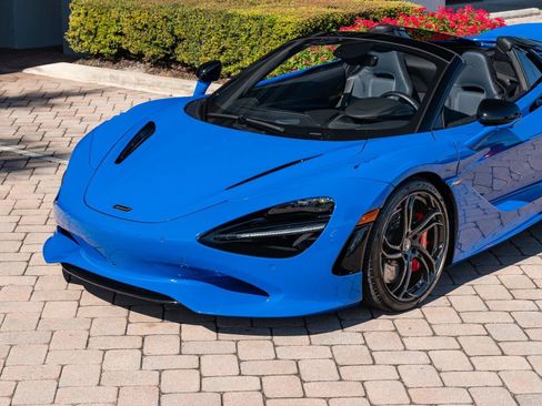 Used 2024 McLaren 750S Spider image 5