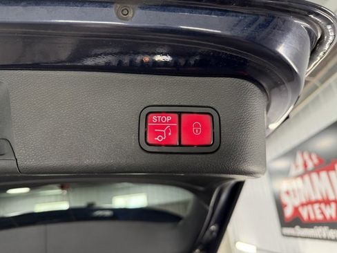 Used 2018 Mercedes-Benz GLE 350 4MATIC image 10