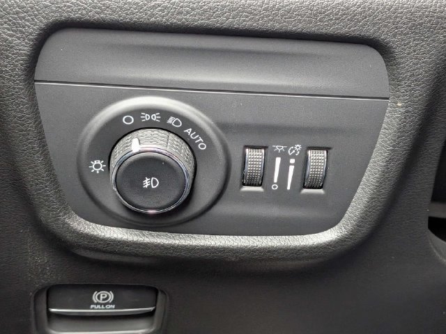 New 2027 Jeep Grand Cherokee Limited AWD/4WD image 27