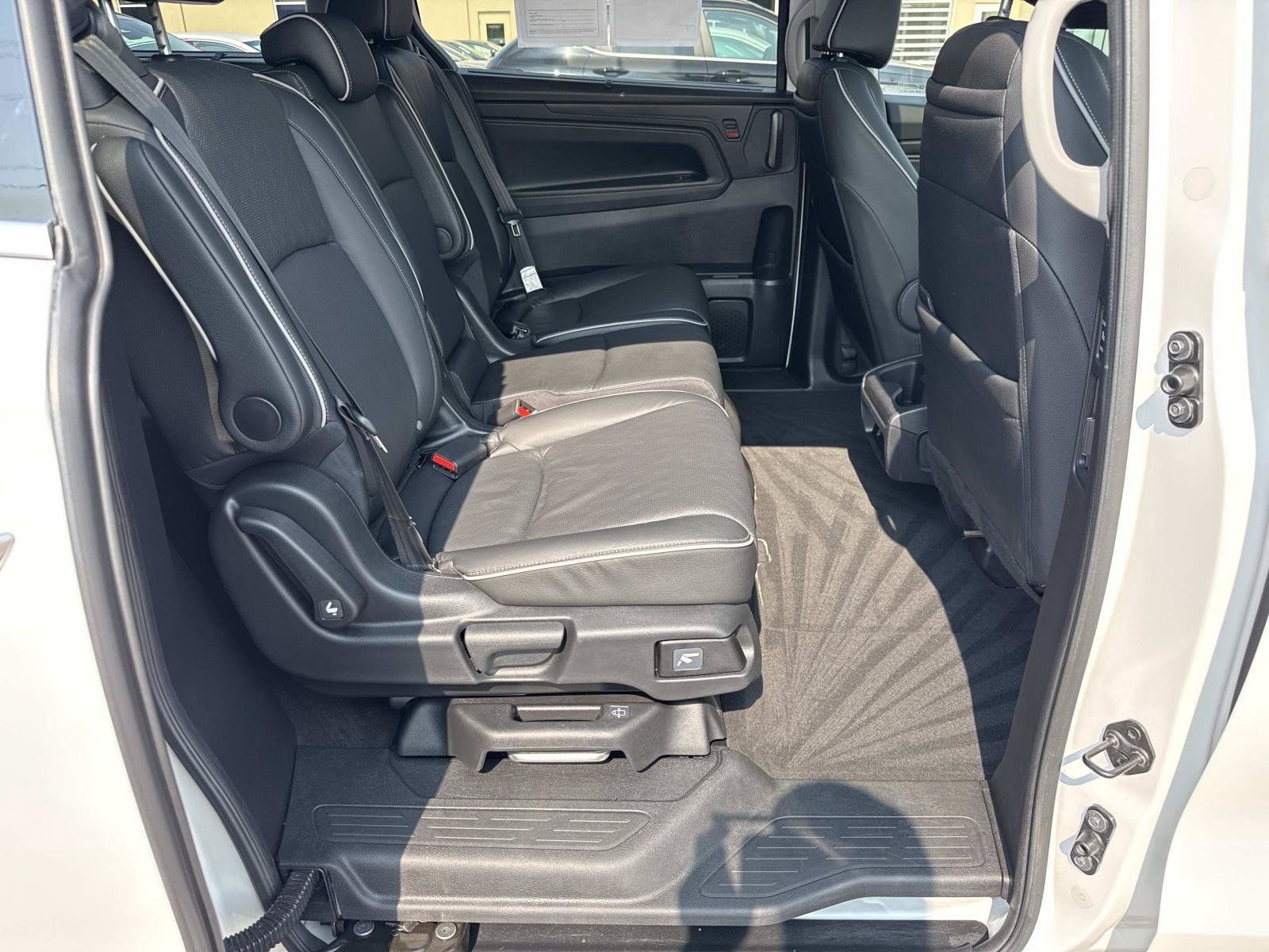 Used 2024 Honda Odyssey Elite image 21
