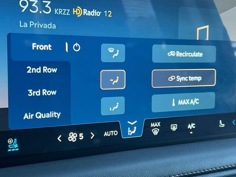 Used 2026 Lincoln Aviator Reserve AWD/4WD image 28