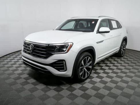 Used 2025 Volkswagen Atlas Cross Sport SEL Premium R-Line image 35