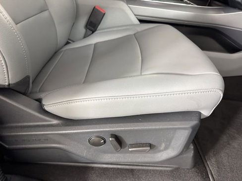 New 2025 Ford F150 Lightning Flash image 24