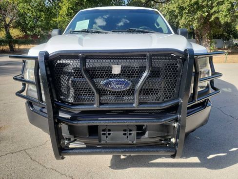 Used 2016 Ford F150 XL w/ XL Power Equipment Group AWD/4WD image 2