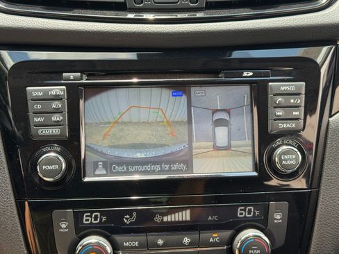 Used 2018 Nissan Rogue Sport SL w/ SL Premium Package FWD image 27