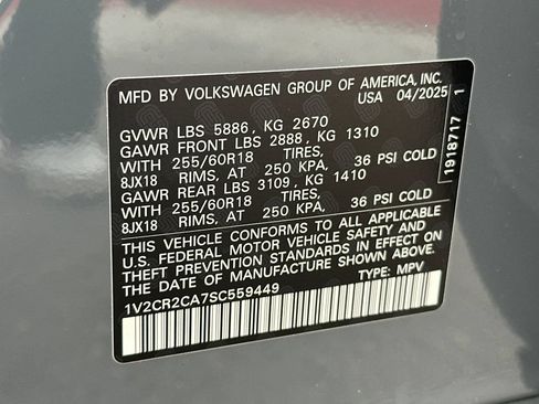 New 2025 Volkswagen Atlas Peak Edition SE AWD/4WD image 29