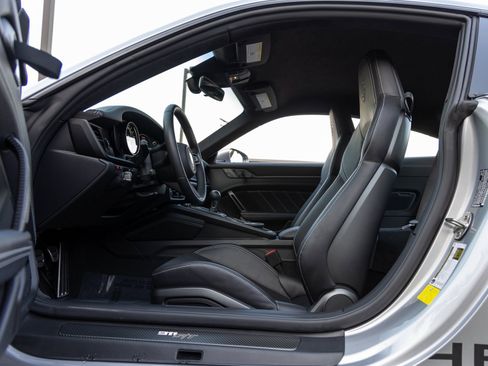 Certified 2024 Porsche 911 S/T image 29