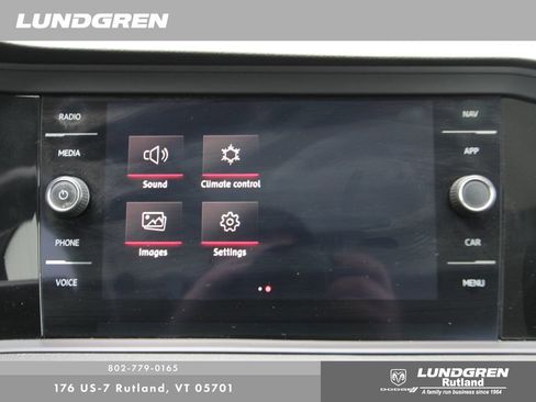 Used 2020 Volkswagen Jetta SEL Premium image 20