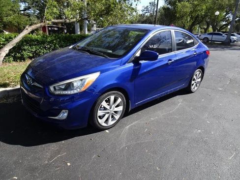 Used 2014 Hyundai Accent GLS w/ Option Group 2 image 16