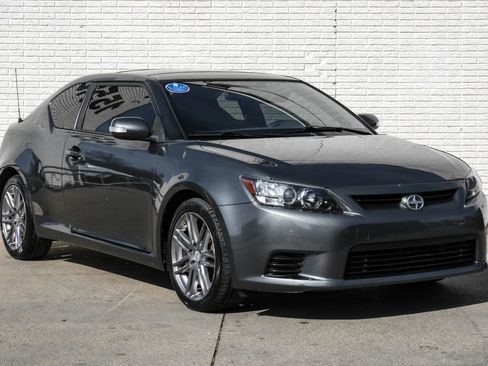 Used 2012 Scion tC image 6