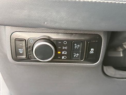 Used 2024 Ford Mustang Mach-E Select w/ Comfort Package Lite image 19