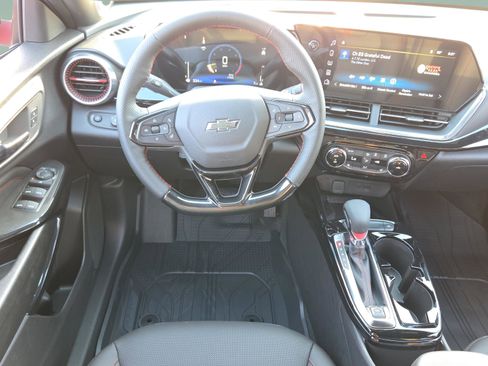 New 2026 Chevrolet Trax RS w/ Sunroof Package image 12