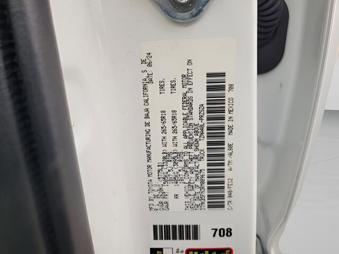 Used 2024 Toyota Tacoma TRD Sport image 18