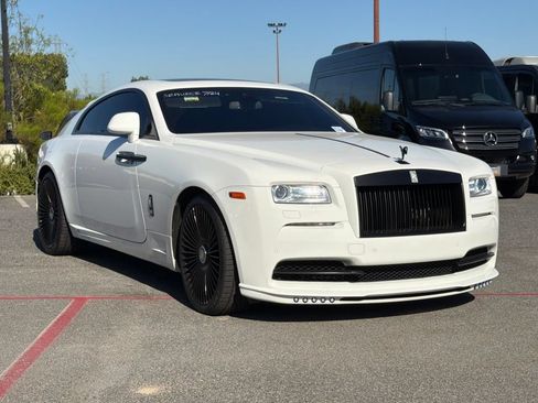 Used 2016 Rolls-Royce Wraith RWD image 4