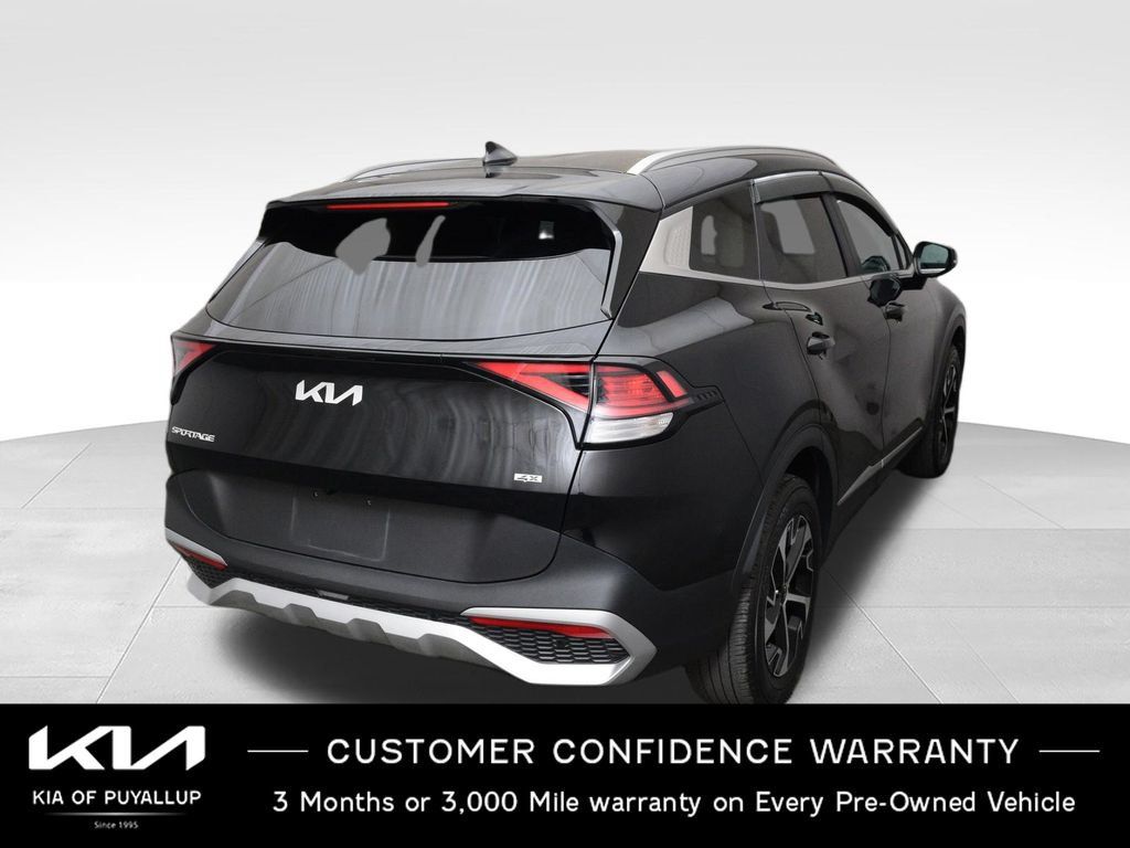 Certified 2023 Kia Sportage EX AWD/4WD image 5
