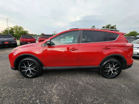 Used 2016 Toyota RAV4 SE AWD/4WD image 4