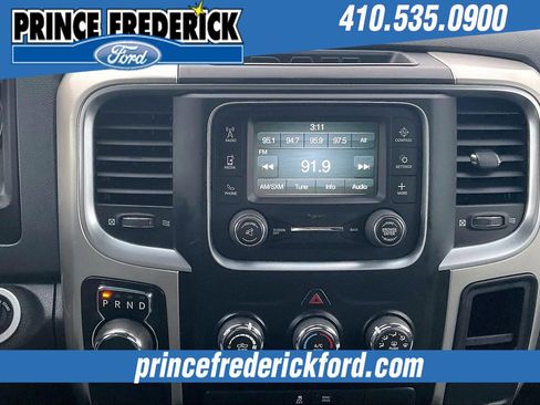 Used 2020 RAM 1500 Classic SLT image 6