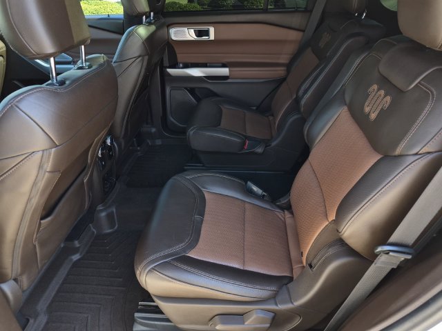 Used 2022 Ford Explorer King Ranch w/ Class IV Trailer Tow Package AWD/4WD image 18