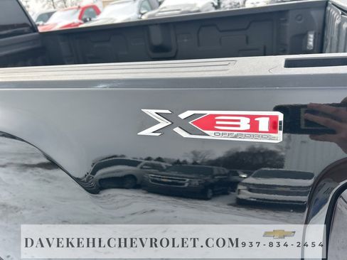 Used 2022 GMC Sierra 2500 SLT w/ X31 Off-Road Package image 24