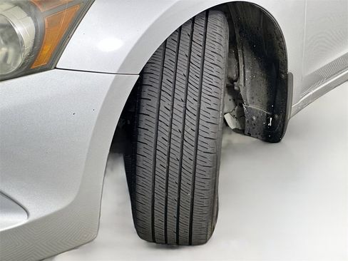 Used 2010 Honda Accord LX-P image 24