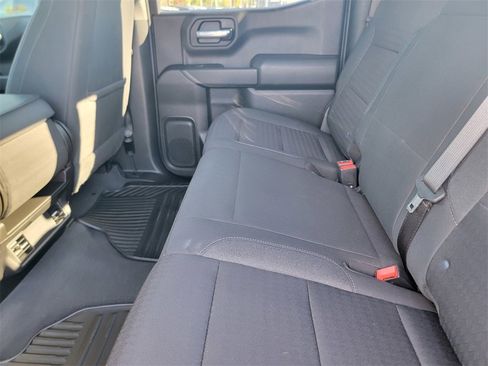 Used 2022 Chevrolet Silverado 1500 Custom image 15