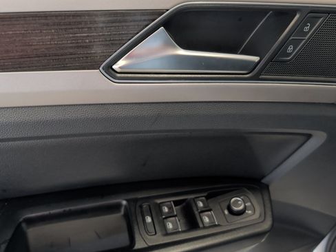 Used 2019 Volkswagen Atlas SEL AWD/4WD image 35
