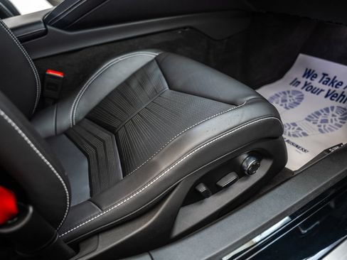 Used 2024 Chevrolet Corvette Stingray Preferred Conv w/ Z51 Performance Package RWD image 32