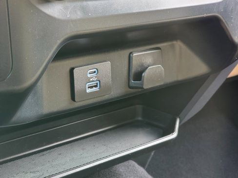 Used 2023 Ford F150 XLT image 29