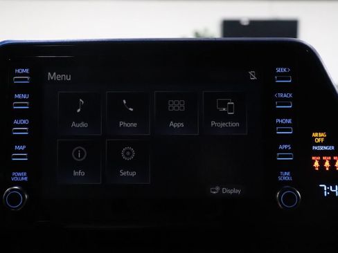 Used 2019 Toyota C-HR XLE image 13