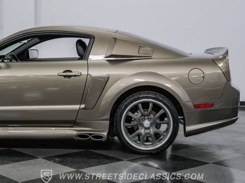 Used 2005 Ford Mustang GT image 23