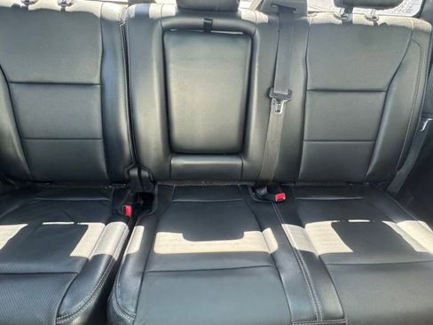 Used 2017 Ford F150 Lariat w/ Equipment Group 502A Luxury AWD/4WD image 15