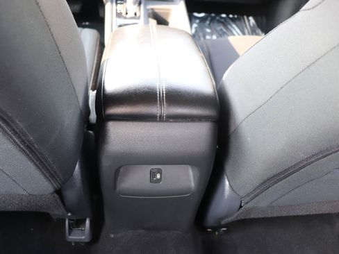 Used 2024 Nissan Sentra SV FWD image 20
