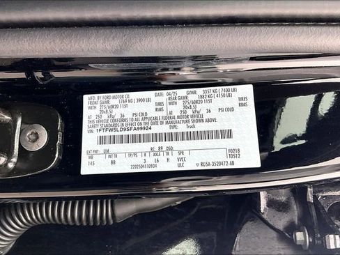 Certified 2025 Ford F150 Lariat w/ Equipment Group 501A Mid AWD/4WD image 33
