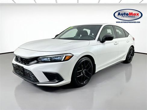 Used 2023 Honda Civic Sport image 4