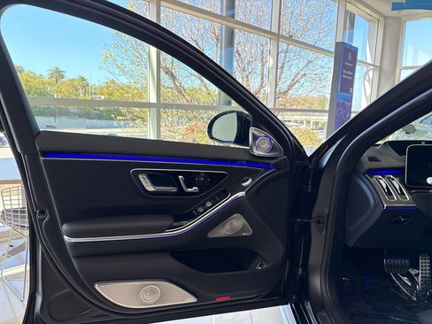 New 2026 Mercedes-Benz S 63 AMG S image 17