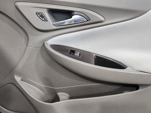 Used 2023 Chevrolet Malibu LS FWD image 18
