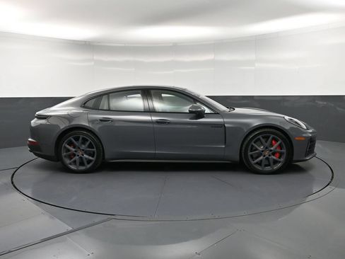 Certified 2025 Porsche Panamera 4S AWD/4WD image 9