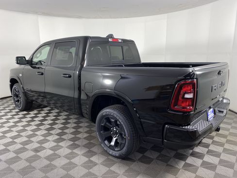 New 2026 RAM 1500 Big Horn AWD/4WD image 9
