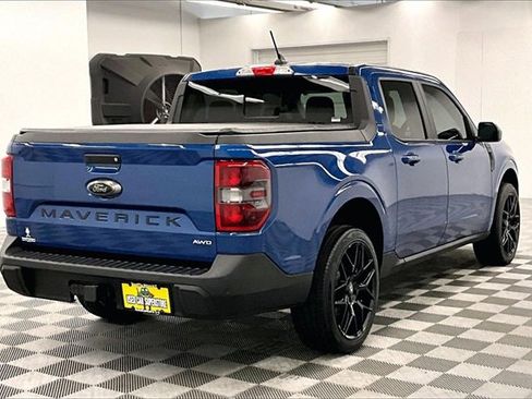 Used 2024 Ford Maverick Lariat w/ Black Appearance Package image 12