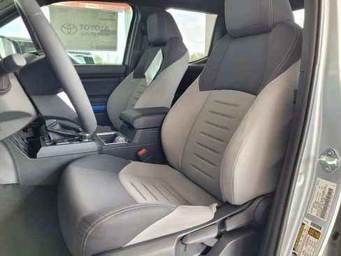 Used 2024 Toyota Tacoma TRD Off-Road image 18