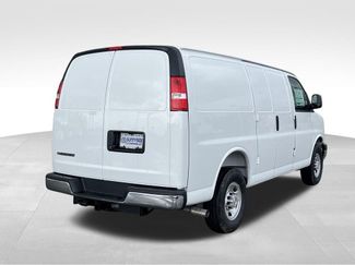 New 2026 Chevrolet Express 2500 w/ Enhanced Convenience Package RWD video 2