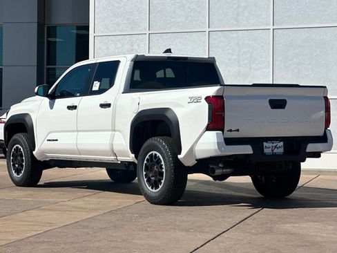 New 2026 Toyota Tacoma TRD Off-Road w/ TRD Off Road Upgrade Package AWD/4WD image 6