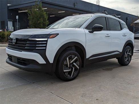 New 2026 Nissan Kicks SV w/ Cold Weather Package image 10