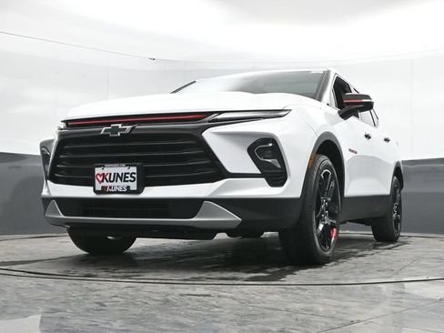 Used 2023 Chevrolet Blazer LT AWD/4WD image 51