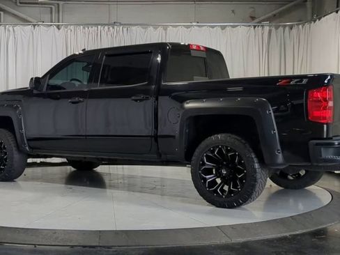 Used 2018 Chevrolet Silverado 1500 LT w/ True North Edition AWD/4WD image 8
