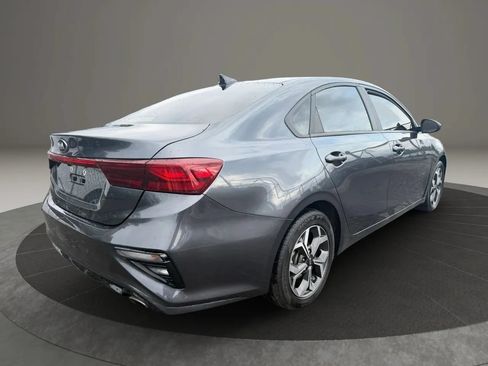 Used 2020 Kia Forte LXS FWD image 5